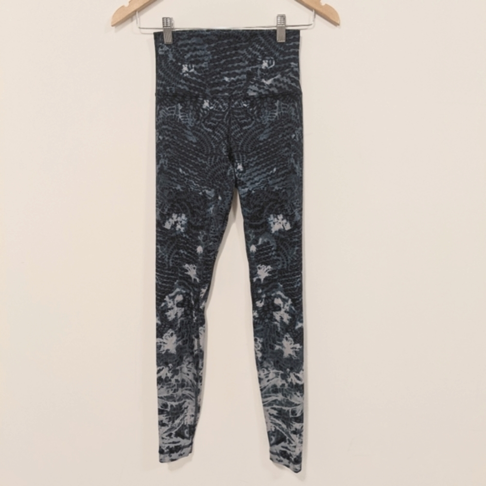 Lululemon Align Pant 28” *Engineered Indigo Lace Starlight Multi Align Pant 4 - Picture 9 of 16